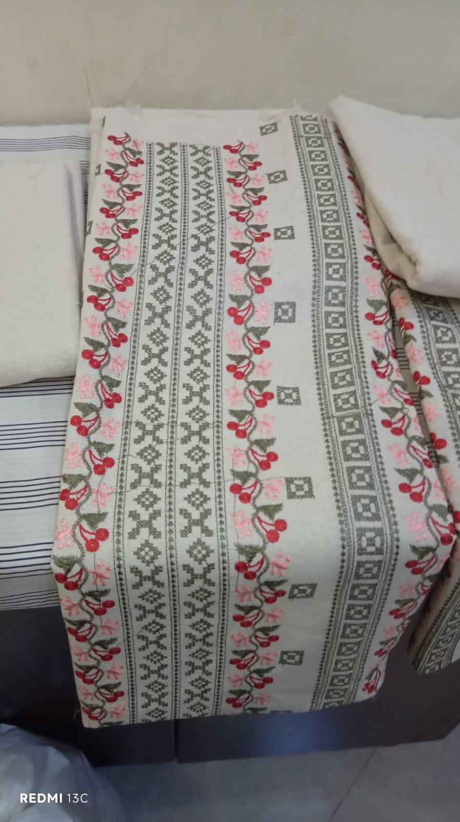 Designer Lawn Collection - Alternate view